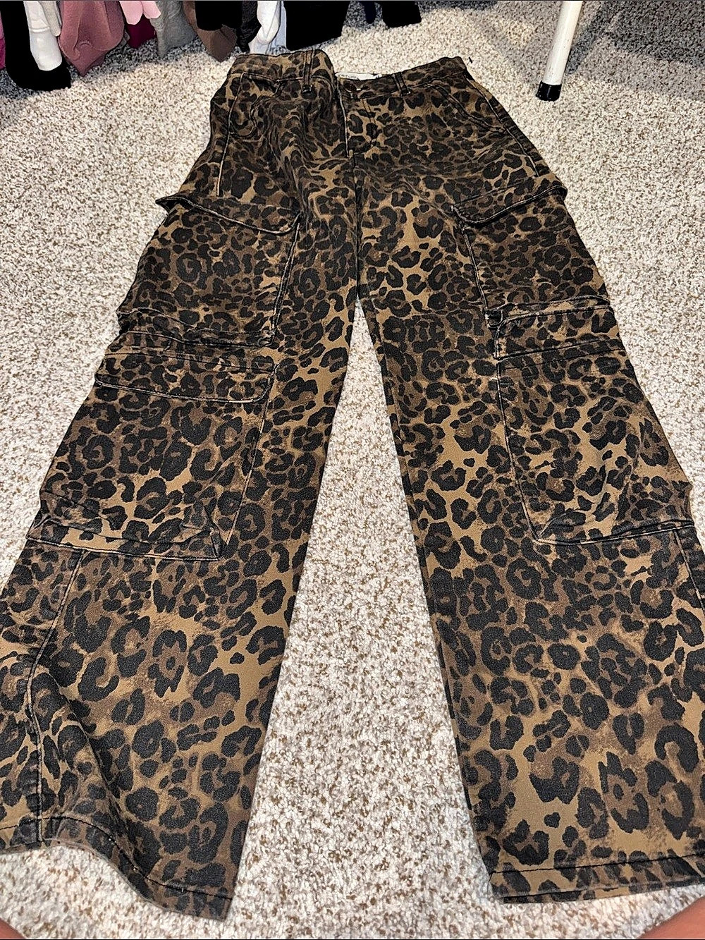 Refuge Leopard Print Straight Leg Pants Medium